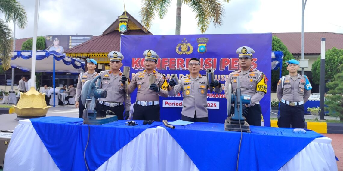 Polresta Tanjungpinang Musnahkan 392 Unit Knalpot Brong, Cegah Balap Liar dan Kebisingan