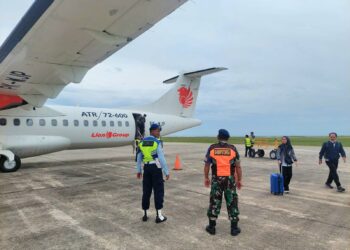 Lanud RSA Natuna Amankan Arus Penumpang Nataru di Bandara Raden Sadjad