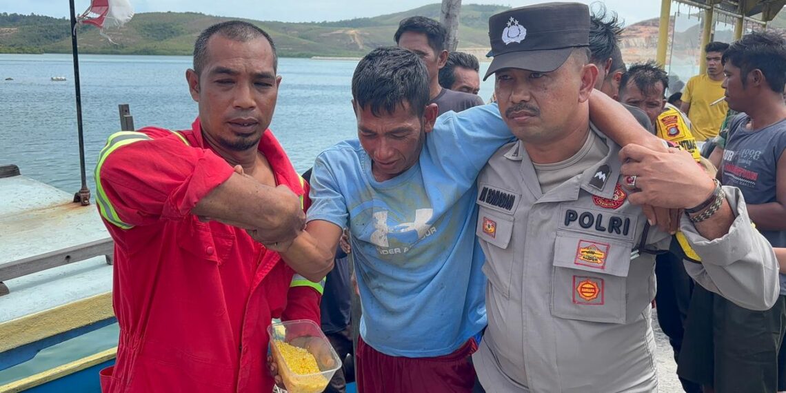5 ABK Selamat Setelah Kapal Nelayan Tenggelam di Perairan Tambelan