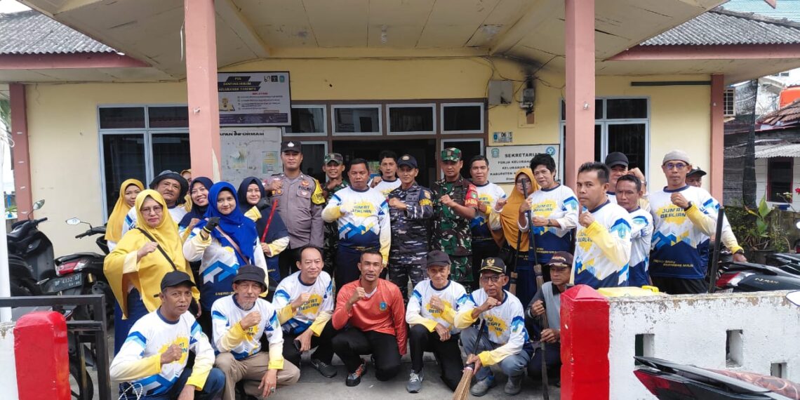 Goro Jumat Berlian Perdana 2026 Digelar di Tarempa, Lurah Turun Langsung Bersama TNI-Polri