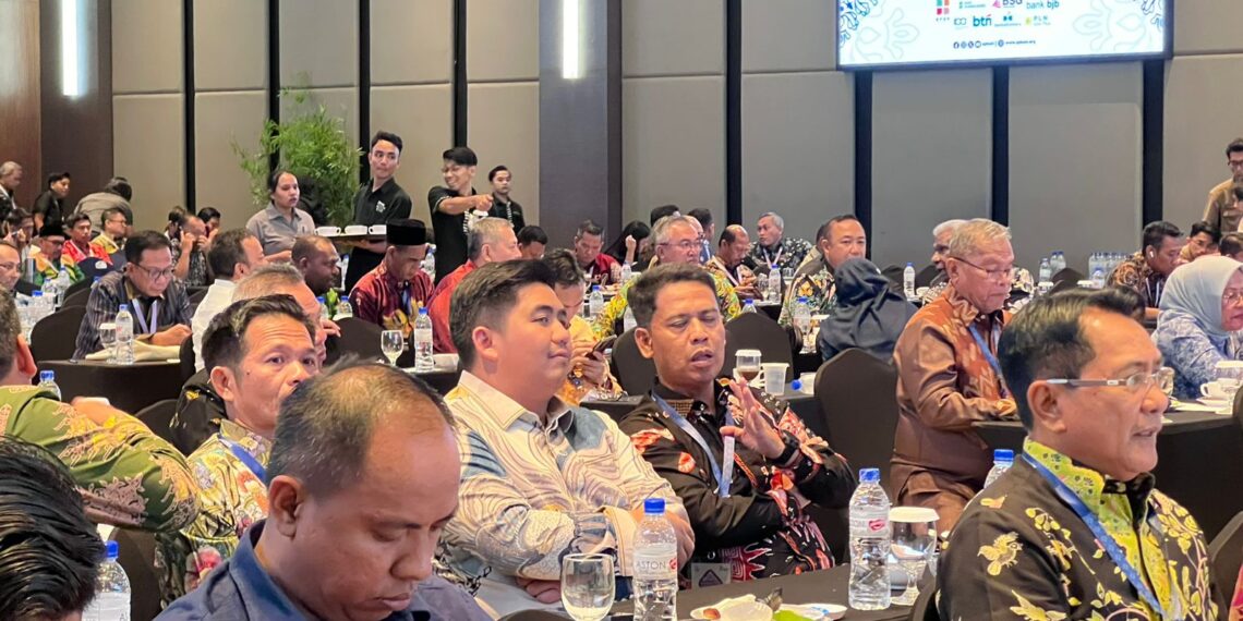 Rakernas XVII APKASI Resmi Ditutup, Bupati Roby Tegaskan Komitmen Dukung Agenda Nasional