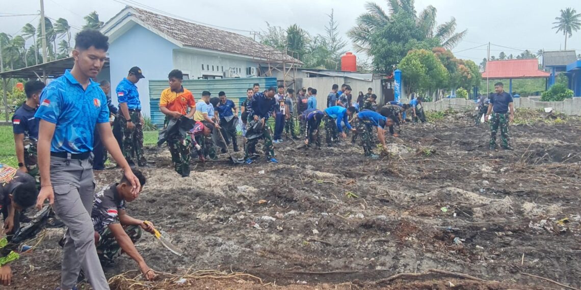 Aksi Bersih Lingkungan, Lanud RSA Rawat Jalur Strategis dan Area Pantai Natuna