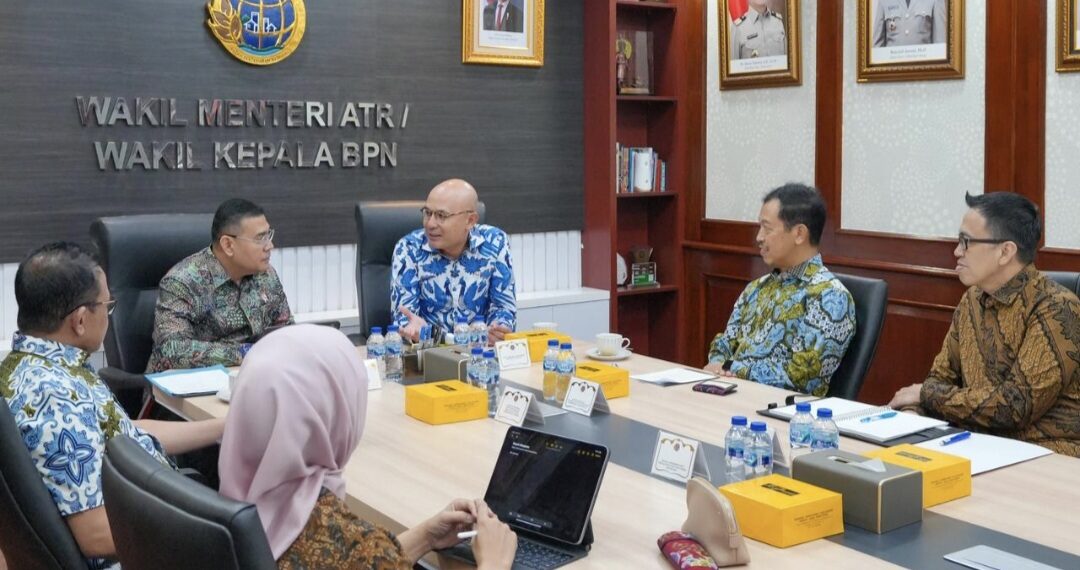 Terima Kunjungan Wamenlu, Wamen Ossy Bicarakan Hak Atas Tanah bagi WNA dan Diaspora