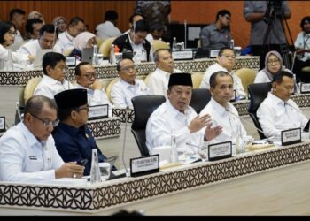 Bahas Penyelesaian Permasalahan Tanah dalam Kawasan Hutan Bersama Tim Pansus DPR RI, Menteri Nusron: Tak Terlepas dari Reforma Agraria