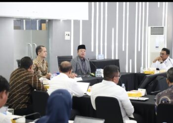 Menteri ATR/Kepala BPN, Nusron Wahid saat memimpin tapat koordinasi