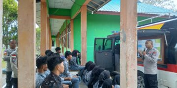 Police Goes to School, Satbinmas Polres Natuna Edukasi Bahaya Narkoba di SMAN 1 Bungsel ‎