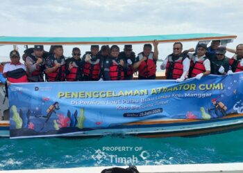 Tak Hanya Artificial Reef, PT TIMAH Juga Tenggelamkan Atraktor Cumi pada Tahun 2025 di Belitung Timur