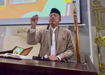 Kajian Tarawih di Masjid UI, Menteri Nusron Bicara Sanad Keilmuan dan Etika Kepemimpinan