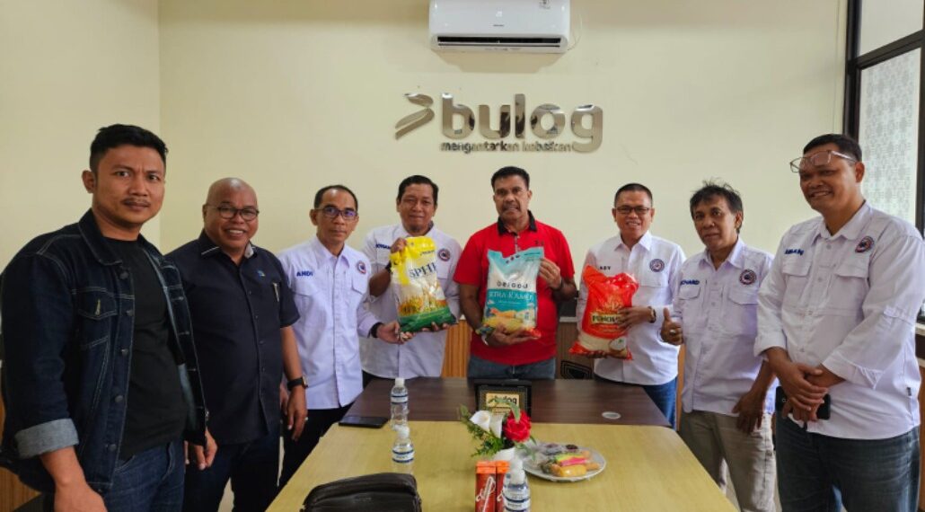 KJK Silaturahmi ke Bulog Batam, Sepakati Kolaborasi Dukung Ketahanan Pangan