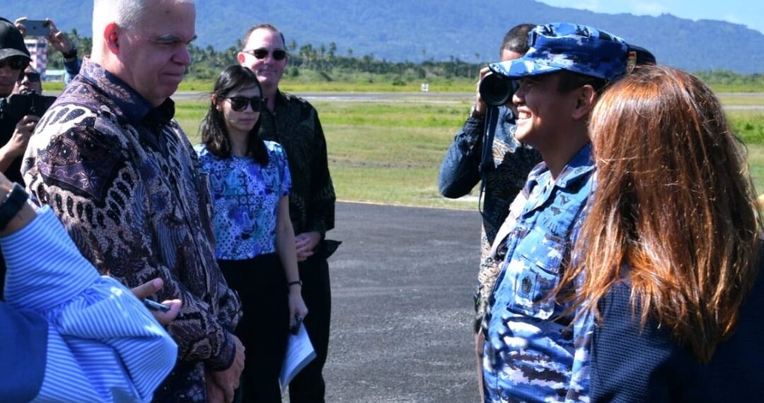 Diplomasi di Natuna, Danlanud Raden Sadjad Sambut Kunjungan Dubes AS