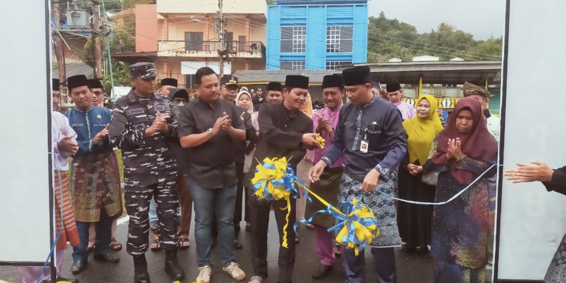Wabup Anambas Buka Bazar Ramadhan 1447 H, Dorong Pemberdayaan UMKM