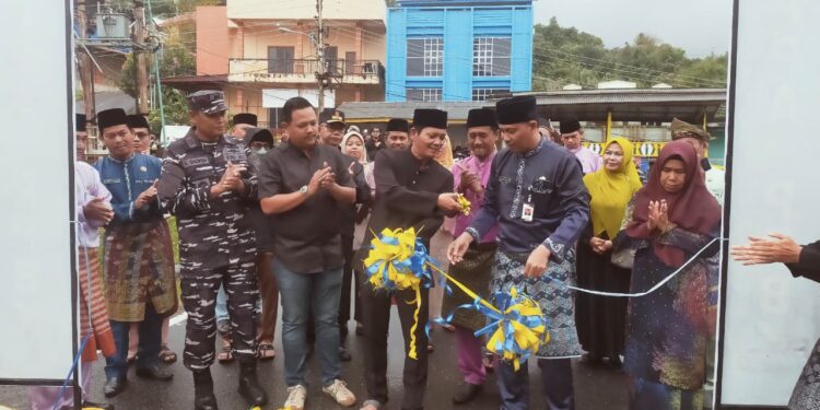 Wabup Anambas Buka Bazar Ramadhan 1447 H, Dorong Pemberdayaan UMKM