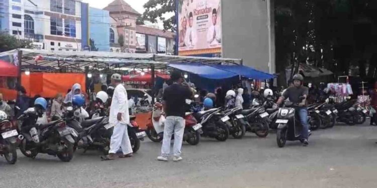 Dishub Tanjungpinang Tegaskan Parkir Bazar Ramadan Resmi, Warga Berhak Tolak Bayar Jika Tanpa Karcis
