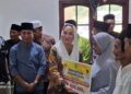 Safari Ramadan di Ceruk, Bupati Natuna Serahkan Berbagai Bantuan