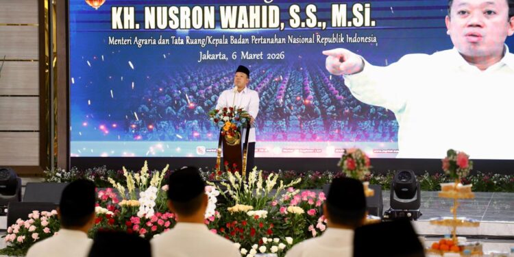 Menteri Nusron Sampaikan Ceramah Agama di Korps Marinir TNI AL Cilandak: Al-Qur’an Jadi Petunjuk bagi Manusia