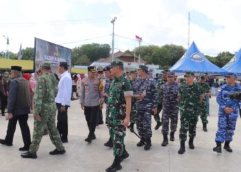 TNI Buka Bazar Ramadhan, Kodim 0315/Tanjungpinang Bantu Warga Dapatkan Kebutuhan Pokok