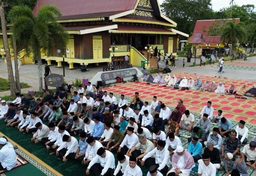 Langit Masih Enggan Menurunkan Hujan, Pemprov Kepri Gelar Shalat Istisqa di Pulau Penyengat