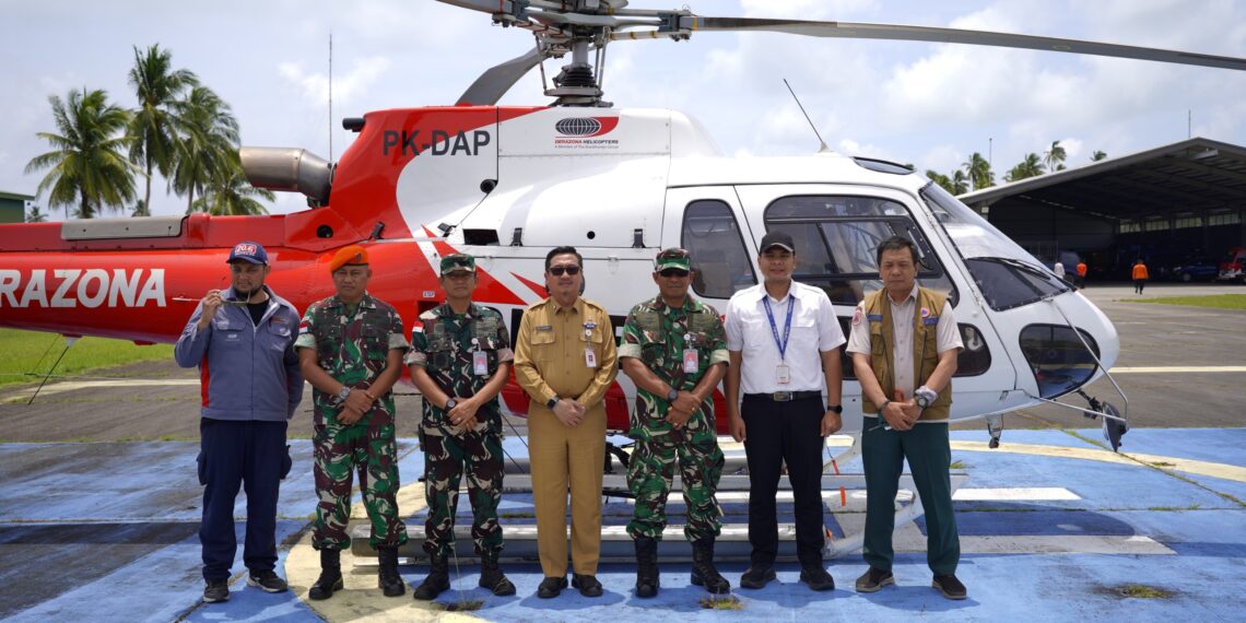 Penyambutan kedatangan satu unit helikopter untuk water bombing serta satu unit pesawat untuk operasi modifikasi cuaca (OMC)