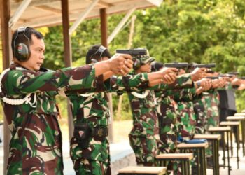 Lanud RSA Natuna Perkuat Kesiapan Pengamanan Melalui Latihan Menembak
