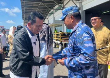 Danlanud RSA Sambut Kunker Gubernur Kepri di Natuna, Perkuat Silaturahmi dan Koordinasi Daerah