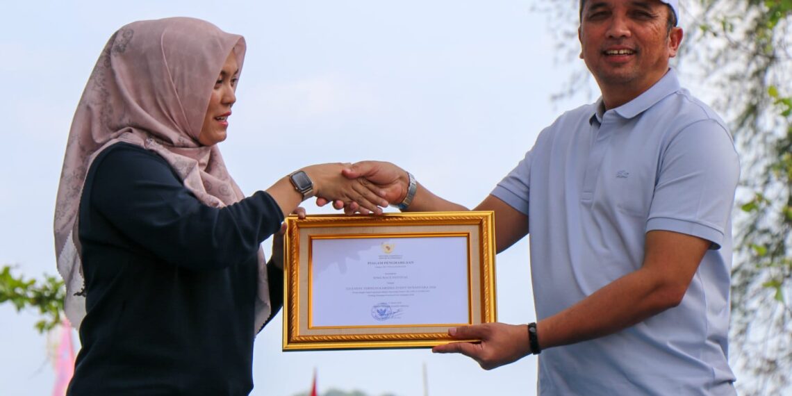 Wabup Bintan Deby Resmikan Jong Race Festival 202