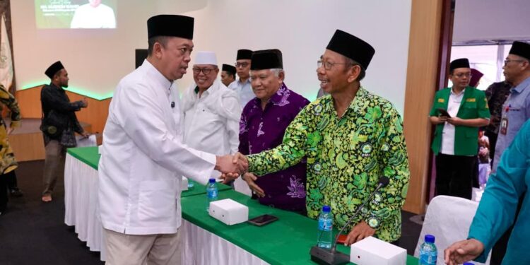 Kumpulkan Pengurus Organisasi Keagamaan Islam di NTB, Menteri Nusron Ajak Kerja Sama Selesaikan Sertipikasi Tanah Wakaf