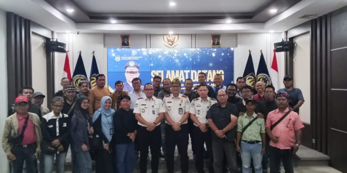 Kunjungan Kerja Penuh Makna: Kanwil Imigrasi Kepri Perkuat Kolaborasi dengan Insan Pers Karimun