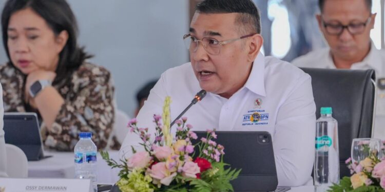Wamen Ossy: Revisi RTRWN Jadi Kunci Percepatan Pengembangan Jaringan Kereta Nasional