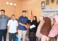 Momentum HUT ke-125, Pegadaian CP Natuna Salurkan 25 Paket Sembako kepada Warga Desa Batu Gajah