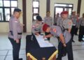 Kapolres Natuna, AKBP Novyan Aries Efendie, saat memimpin langsung upacara Serah Terima Jabatan (Sertijab) Kasatreskrim sekaligus melantik Kasat Binmas Polres Natuna