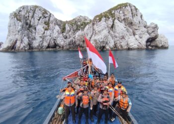 Polsek Jemaja patroli gabungan di pulau terluar Anambas Dalam Jaga Keamanan Wilayah