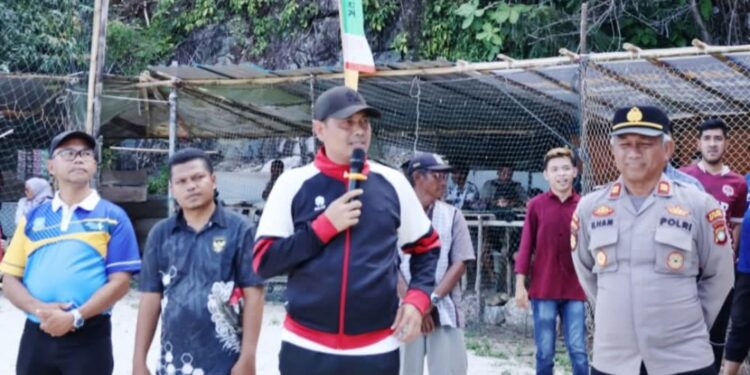 Turnamen Mini Soccer U-12 Desa Liuk Resmi Dibuka Sekda Anambas