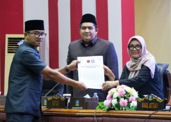 Hadiri Paripurna DPRD, Bupati Roby Tegaskan RTRW Bintan 2026–2046 Jadi Fondasi Masa Depan Daerah