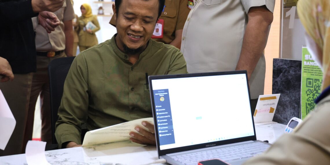 Perdana Dirasakan Warga Kabupaten Tangerang, Urus Roya dan Waris Selesai dalam Lima Menit