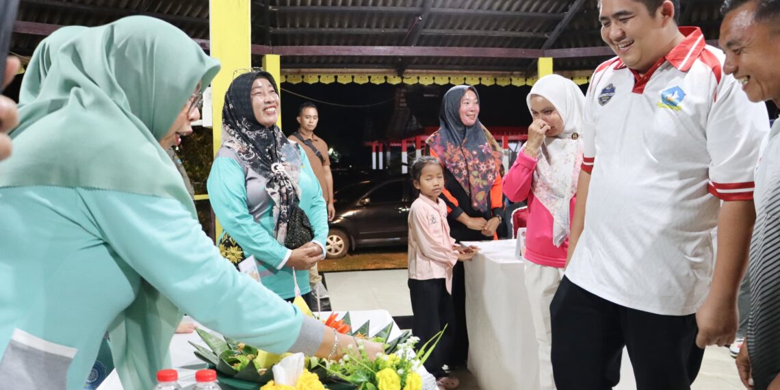 Bupati Roby Kagumi Kreasi Tumpeng Emak-Emak Kuala Sempang, Bukti Kuliner Tradisional Tetap Memikat