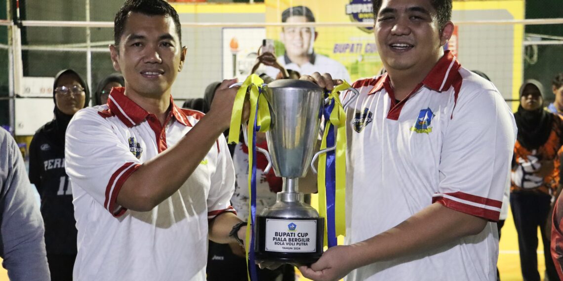 Roby Resmi Buka Turnamen Bola Voli Bupati Cup III 2026, Kuala Sempang Bergemuruh