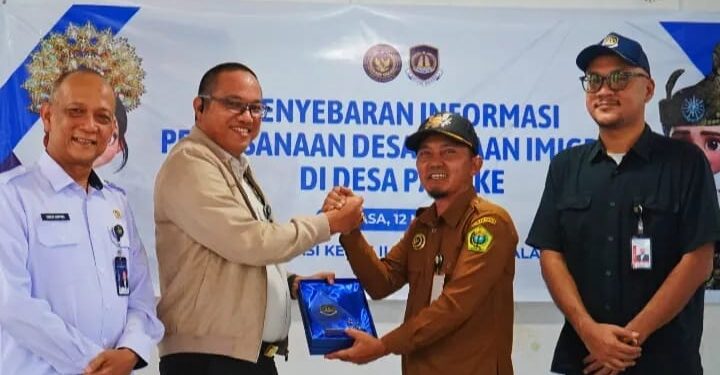 Imigrasi Karimun Edukasi Warga Desa Pangke Cegah TPPO dan PMI Nonprosedural