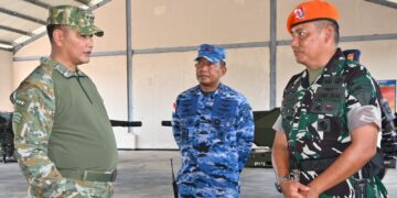 Panglima Komando Gabungan Wilayah Pertahanan I (Pangkogabwilhan I) Kunto Arief Wibowo saat meninjau Markas Komando Batalyon Arhanud 14 Pasgat di Kabupaten Natuna