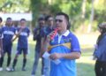 Bupati Anambas Aneng saat berikan sambutan Turnamen Sepak Bola HUT Desa Mubur Diikuti 64 Tim