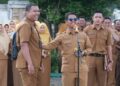 Bupati Karimun, Ing Iskandarsyah, memberikan apresiasi atas komitmen kerja keras ASN dalam mengeksekusi lima program strategis daerah yang terintegrasi secara matang | Foto: Prokopim Karimun