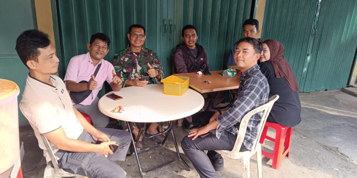 Pererat Silaturahmi, Dan Unit Intel Kodim 0315/TPI Ngopi & Sarapan Bareng Wartawan Tanjungpinang