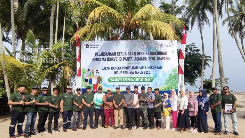PT TIMAH Sulap Pantai Asmara Dewi, Tanam Pohon Dan Bersih Pantai Jelang Hari Lingkungan Hidup Sedunia 2026