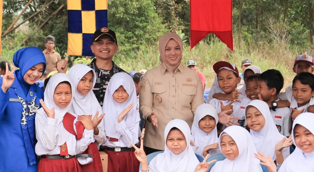 Deby Maryanti Harapkan Aplikasi Si-Pintar Permudah Orang Tua Daftarkan Anak ke Sekolah
