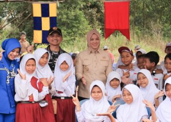 Deby Maryanti Harapkan Aplikasi Si-Pintar Permudah Orang Tua Daftarkan Anak ke Sekolah