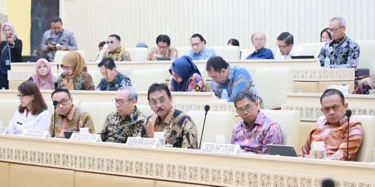 RDP dengan Komisi II DPR RI, Sekjen ATR/BPN Laporkan Capaian Pelaksanaan Tujuh Layanan Prioritas