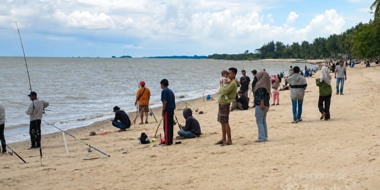 Didukung PT TIMAH, Lomba Memancing Silaturahmi Berkah di Pantai Batu Besar Tarik 280 Peserta