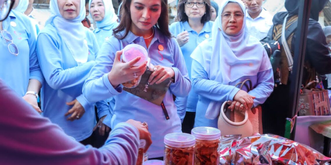 Istri Wapres RI Peringati Hari Anak Nasional di Bintan, Pimpin Aksi Konservasi Laut dan Salurkan Bantuan untuk Nelayan hingga Sekolah