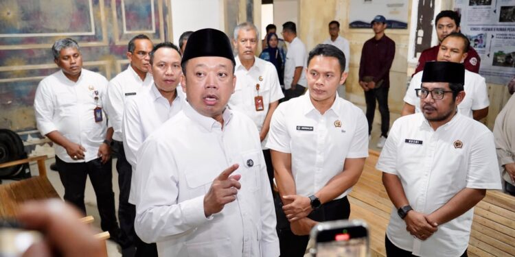 Menteri Nusron Tinjau Kantah Kabupaten Aceh Tamiang Pascabencana Hidrometeorologi Sumatera 2025