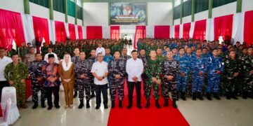 Menko Polkam Beri Pengarahan kepada Prajurit TNI dan Polri di Yon Komposit 1/Gardapati Natuna