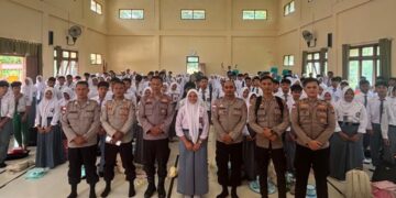 Satbinmas Polres Natuna Edukasi Bahaya Bullying kepada Siswa SMAN 2 Bunguran Timur